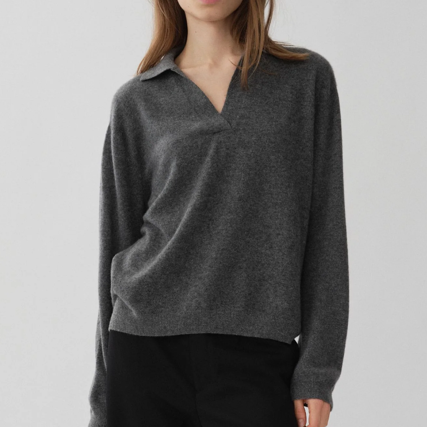 Women's Oversized Collar V-Neck, Heather Grey